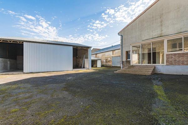 Corps de ferme, maison et dépendances