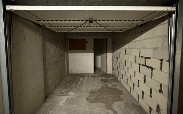 Stationnement à louer    Mougins