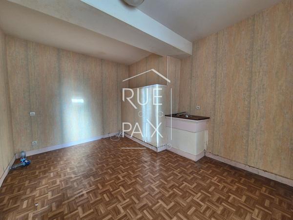 86200 CHALAIS Maison Chalais 4 pièce(s) 110 m2