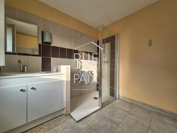86200 CHALAIS Maison Chalais 4 pièce(s) 110 m2