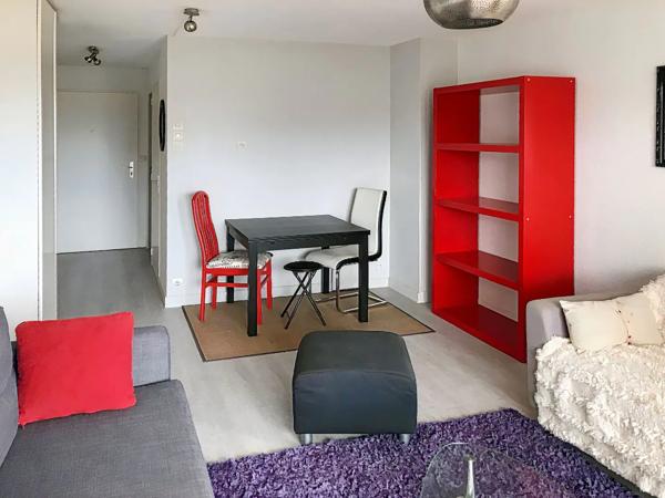 PORNICHET Studio meublé à louer pour étudiant uniquement