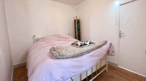 MAISON DE VILLE SITUÉE A SAINTES