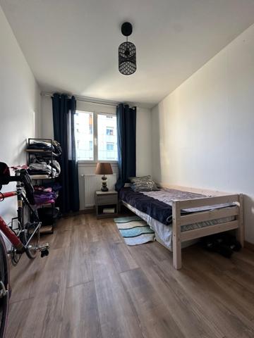 Superbe Appartement F4 de 64m² Entièrement Meublé et Refait à Neuf à Châteaudun 28200