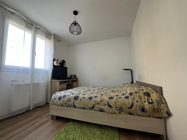 Superbe Appartement F4 de 64m² Entièrement Meublé et Refait à Neuf à Châteaudun 28200