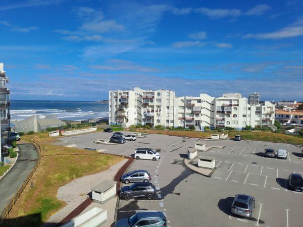 APPARTEMENT VUE MER