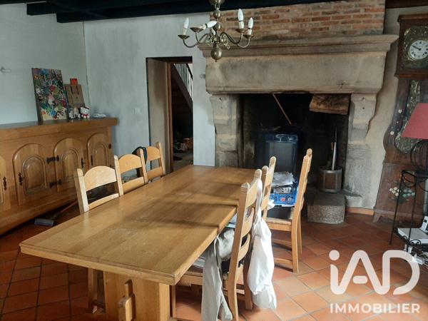 Maison à vendre 7 pièces 208 m² Clessé