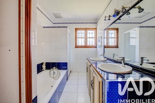 Maison à vendre 6 pièces 252 m² Toulouse