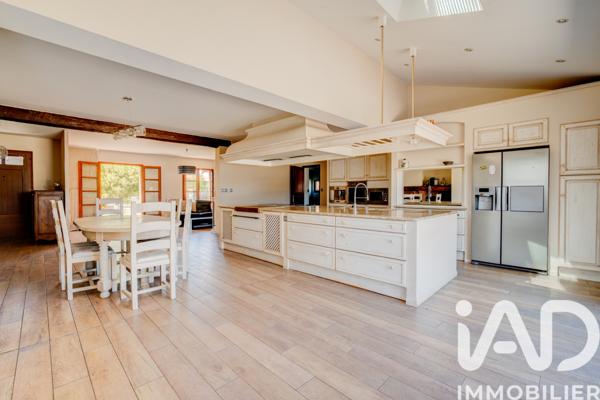 Maison à vendre 6 pièces 252 m² Toulouse