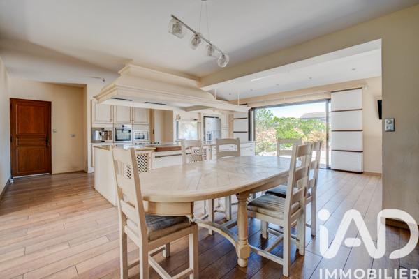 Maison à vendre 6 pièces 252 m² Toulouse