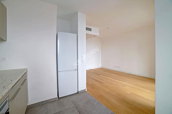 Appartement Studio 24.54 m² avec terrasse de 4 m² Asnières-sur-Seine