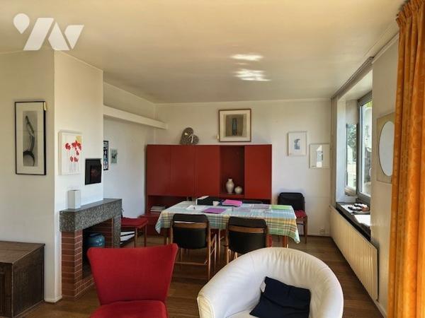 CHATEAU-THIERRY Maison d'habitation sur sous-sol avec 7 chambres, séjour, garage et terrain