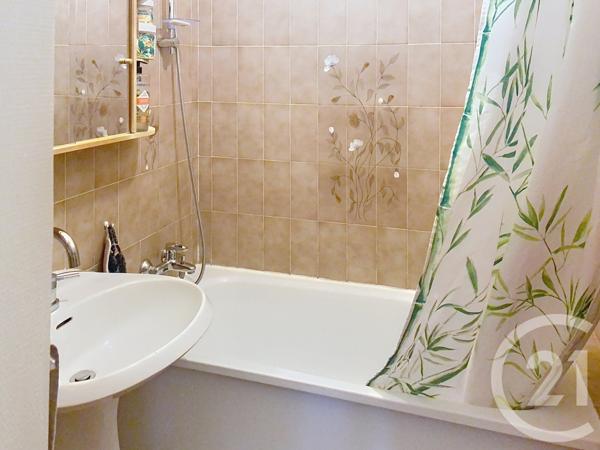 Appartement F3 à vendre  3 pièces - 67,16 m2 CHANTILLY - 60