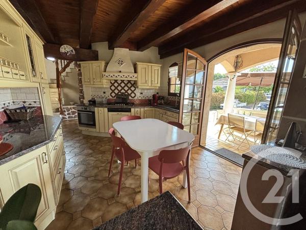 Maison à vendre  5 pièces - 160 m 2   MOYENMOUTIER  - 88