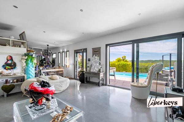 Agay - Villa contemporaine - 6 pièces - Vue dominante et exceptionnelle sur l'Esterel