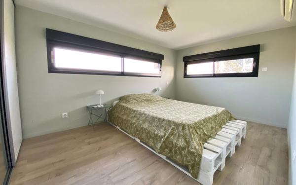 Maison à vendre    8 pièces •  Langon