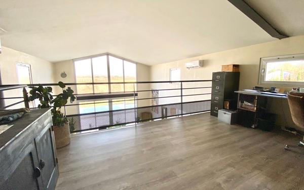 Maison à vendre    8 pièces •  Langon