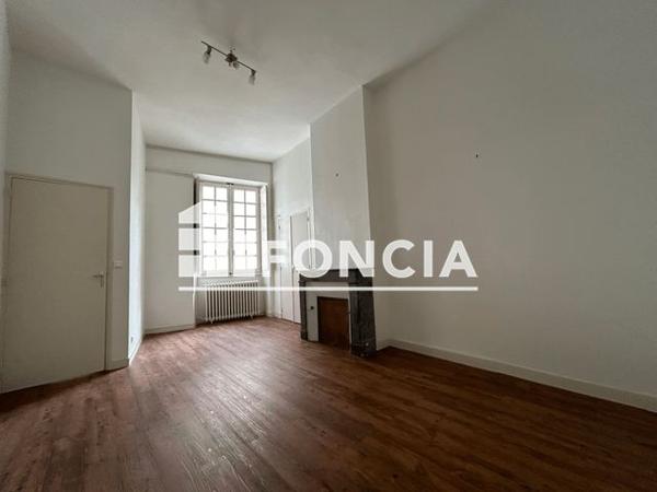 Location Appartement 4 pièces 110.39 m² - 15 ET 19 RUE DES CORDELIERS Poitiers 86000