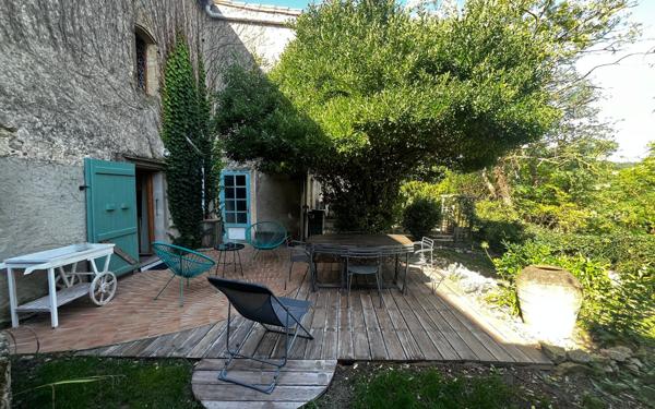 Maison à vendre    4 pièces • 145 m2 La Cassaigne