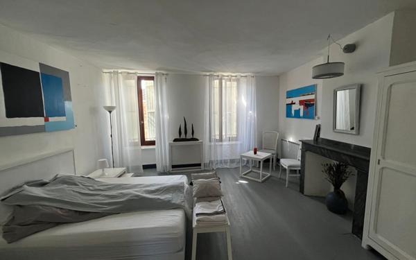 Maison à vendre    4 pièces • 145 m2 La Cassaigne