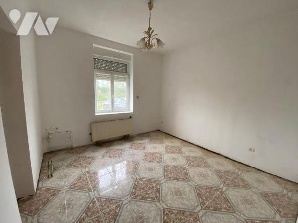 Maison à Vendre à Houplines (59116) en Nord (59)

Nous vous présentons cette maison d'une sup...