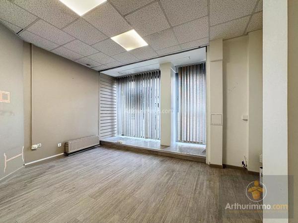 Vente Local commercial 9 pièces 331 m2 à Bourgoin-Jallieu