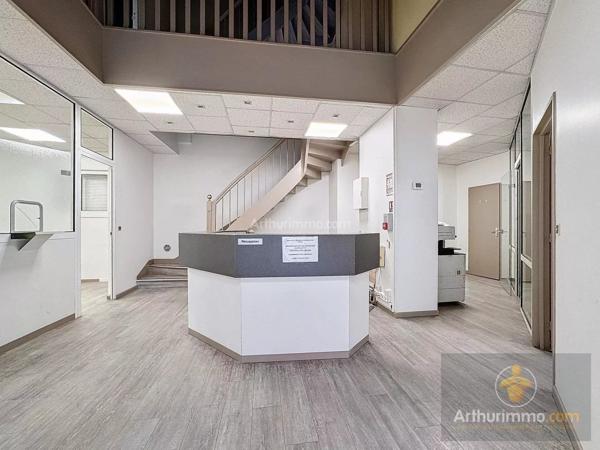 Vente Local commercial 9 pièces 331 m2 à Bourgoin-Jallieu