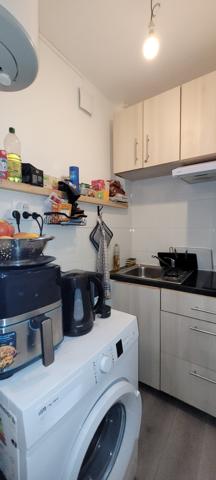 Paris (75012) STUDIO RDC SUR COUR