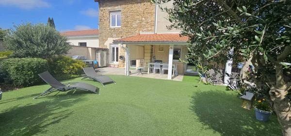 MAISON EN PIERRE 220M2 HAB.