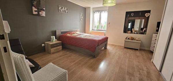 MAISON EN PIERRE 220M2 HAB.