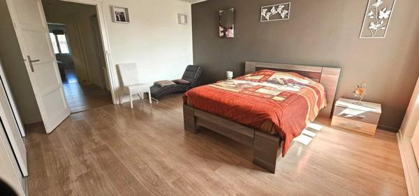 MAISON EN PIERRE 220M2 HAB.