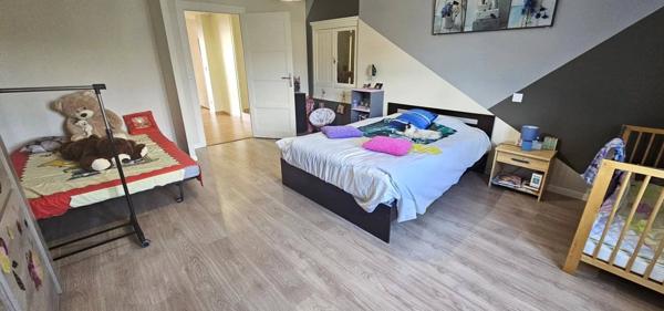 MAISON EN PIERRE 220M2 HAB.