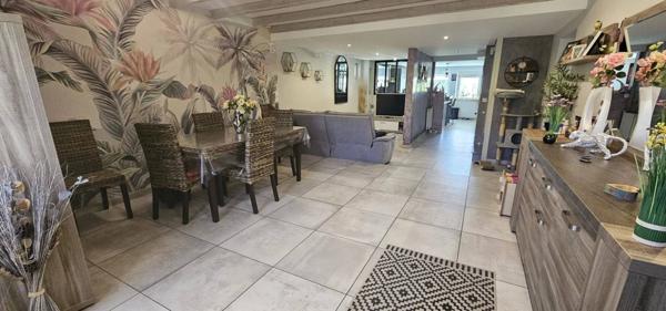 MAISON EN PIERRE 220M2 HAB.