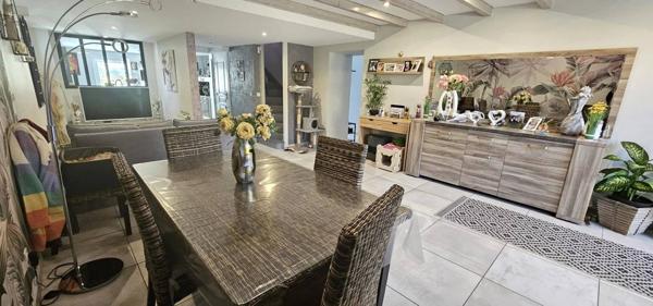 MAISON EN PIERRE 220M2 HAB.