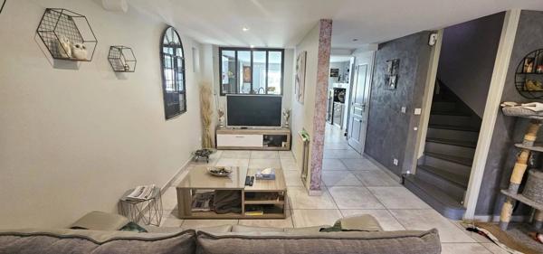 MAISON EN PIERRE 220M2 HAB.