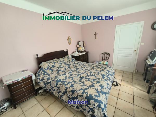 Locarn (22340) Vie de plain-pied avec gîtes et piscine chauffée