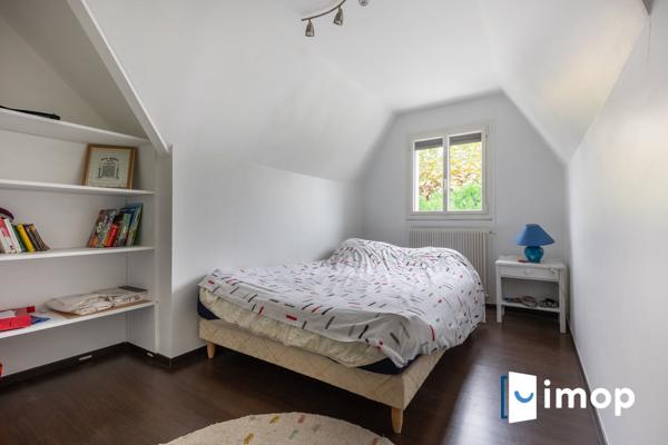 CANAL DE L'OURCQ Maison familiale- 5 chambres - jardin - double parking