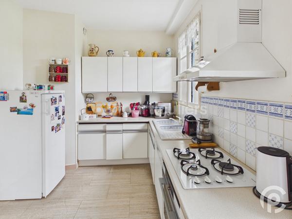 Vente
                Maison125 m² - 5 Pièces -
                    CLAMART (92140)