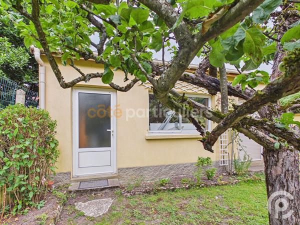 Vente
                Maison125 m² - 5 Pièces -
                    CLAMART (92140)