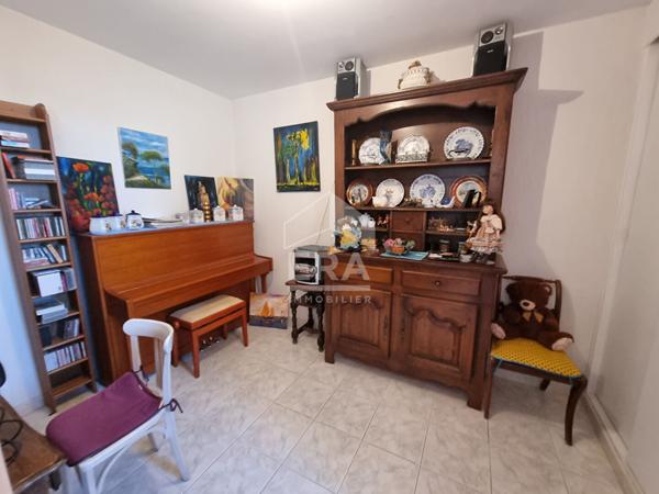 À vendre : Appartement 5 pièces avec vue sur l'étang à Martigues