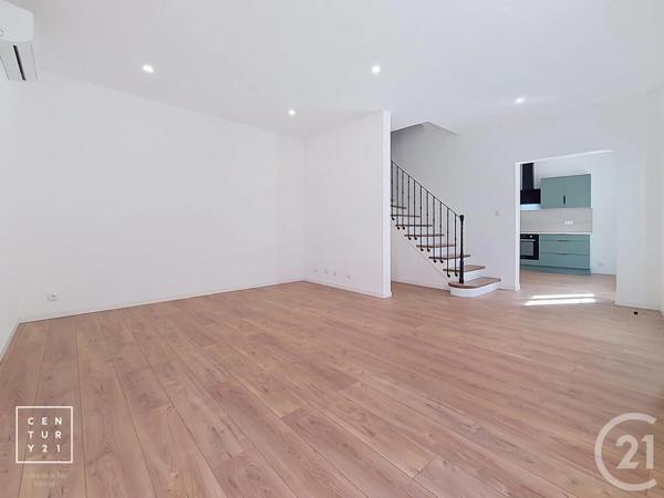 Maison à vendre  3 pièces - 78 m 2   ST LAURENT DE LA SALANQUE  - 66
