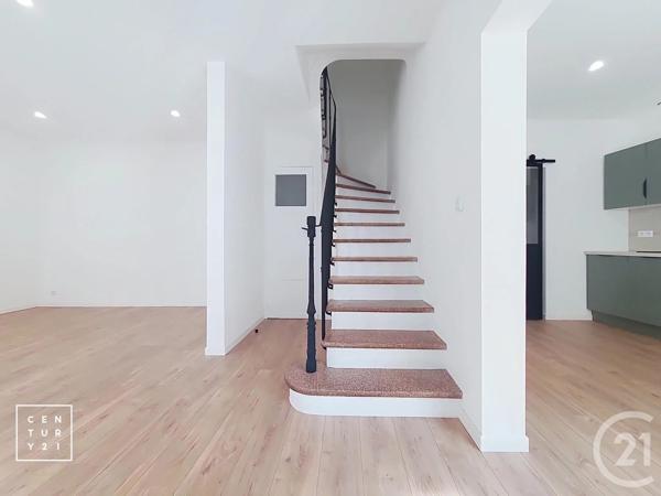 Maison à vendre  3 pièces - 78 m 2   ST LAURENT DE LA SALANQUE  - 66