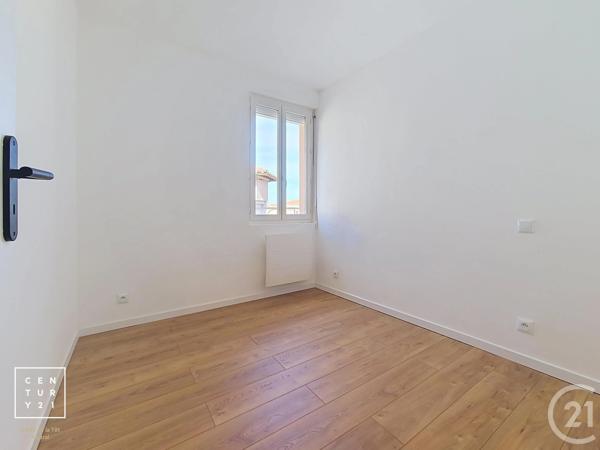 Maison à vendre  3 pièces - 78 m 2   ST LAURENT DE LA SALANQUE  - 66