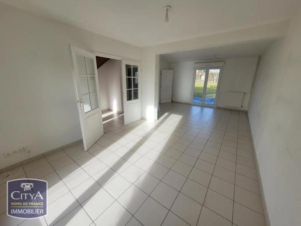 Maison à louer 4 pièces 85.02m² Arras (62000)