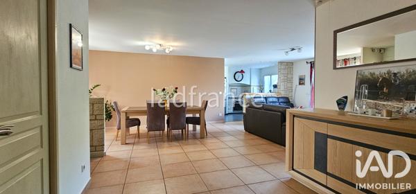 Location maison 5 pièces 104 m² Ponteilla