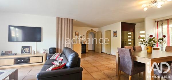 Location maison 5 pièces 104 m² Ponteilla