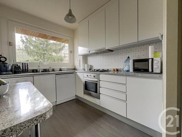 Appartement F3 à vendre  3 pièces - 55 m2 LA CELLE ST CLOUD - 78