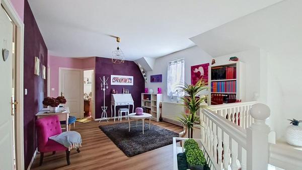 Briollay - Maison récente de plus de 220 m² avec de belles prestations