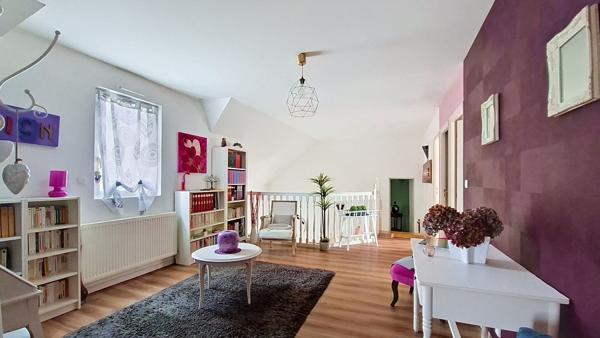 Briollay - Maison récente de plus de 220 m² avec de belles prestations