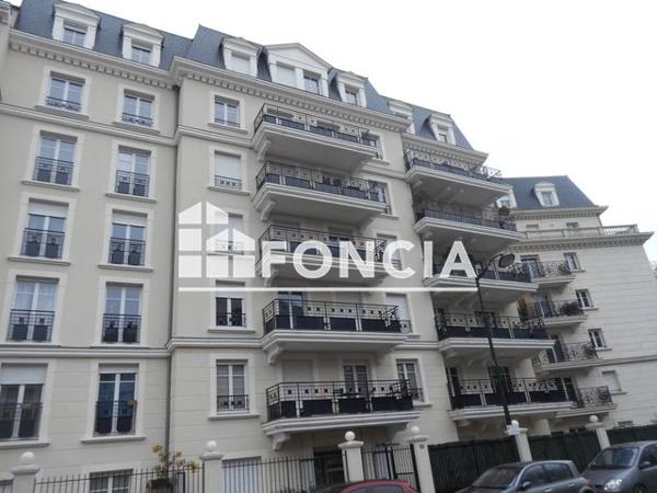 Location Appartement 2 pièces 42.2 m² - 36 AVENUE LEON BLUM Le Plessis Robinson 92350