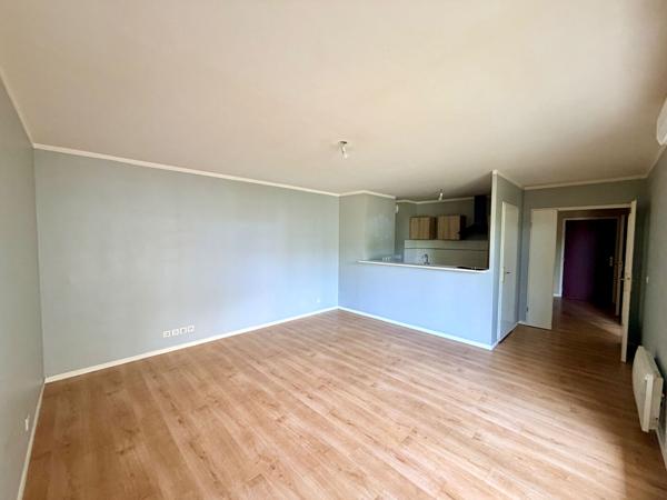 Appartement Combs La Ville 2 pièces 48m²